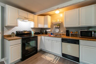 279 Cushing Road, Cushing