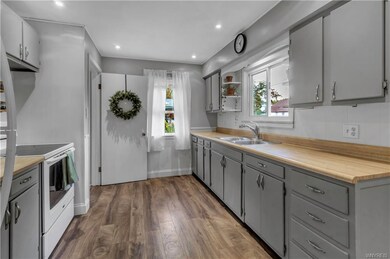 96 17th Ave, North Tonawanda, NY 14120 - photo 4