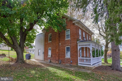 79 S Franklin St, Dallastown, PA 17313 - photo 4