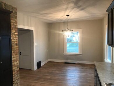 195 W 16th St, Holland, MI 49423 - photo 5