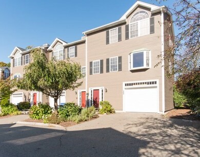 600 Trapelo Rd unit 12, Waltham, MA 02452 - photo 2