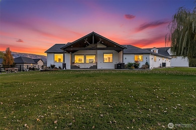 5060 Basin View Dr, Rock Island, WA 98850 - photo 2