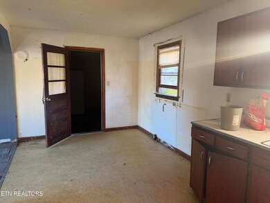 200 McCarroll Ln, Harriman, TN 37748 - photo 6