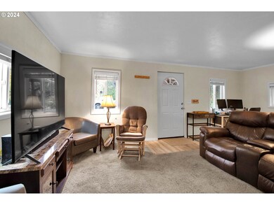 37968 Railroad Ln, Marcola, OR 97454 - photo 5