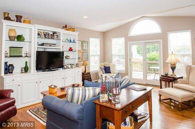 43438 Randfield Ln, Chantilly, VA 20152 - photo 4