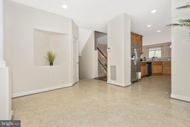 9738 Evening Bird Ln, Laurel, MD 20723 - photo 3