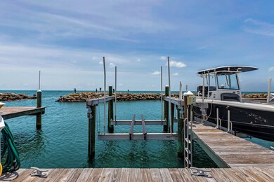 Boat Slip and Boat Lift
