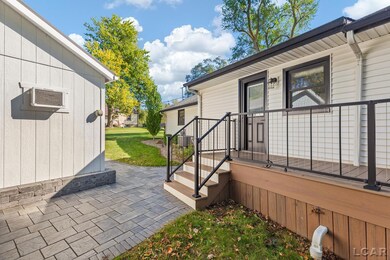 6103 Highland Ave, Manitou Beach-Devils Lake, MI 49253 - photo 6