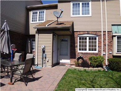 28 Franklin Ln unit C, Staten Island, NY 10306 - photo 2