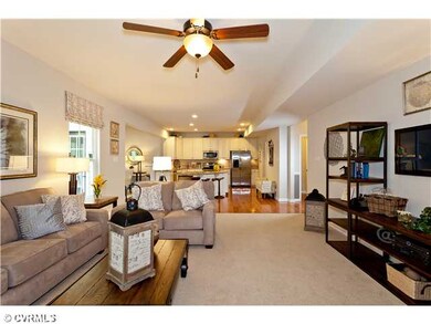 Den/Family/Great Room - FAMILY ROOM OPEN TO KITCHEN