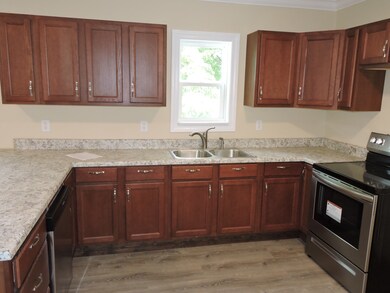 403 Maple St, Manchester, TN 37355 - photo 6