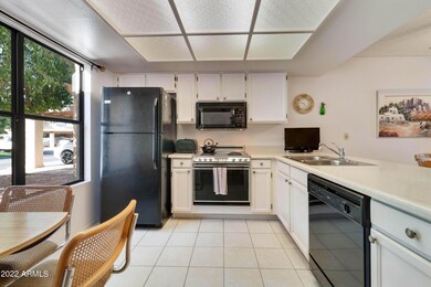 7710 Kitchen