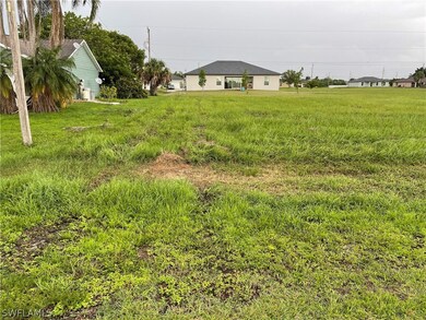 2809 NE 4th Ave, Cape Coral, FL 33909 - photo 2