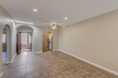3340 E Popinac Loop__004