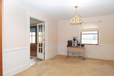 321 Mckee St, Batavia, IL 60510 - photo 5