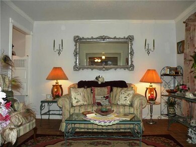 Den/Family/Great Room.
