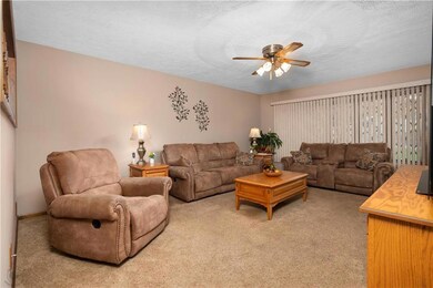 32 Clark Ln, Wilkes-Barre, PA 18705 - photo 7