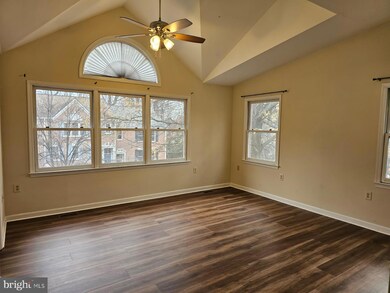 2916 Oakton Crest Place, Vienna, VA 22181 - photo 3