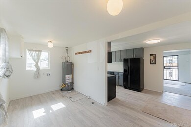 1096 Florence St, Aurora, CO 80010 - photo 5