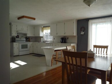 422 Carriage Shop Rd, East Falmouth, MA 02536 - photo 3