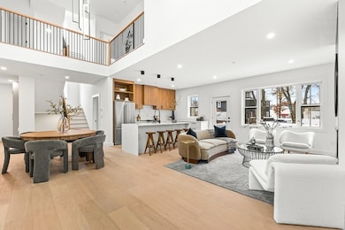 12 Sylvan St unit 2, Melrose, MA 02176 - photo 6