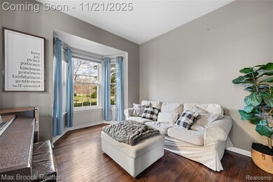 9894 High Meadow Dr, Ypsilanti, MI 48198 - photo 7