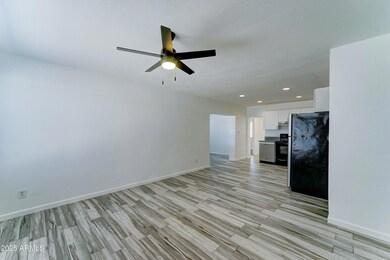 3107 W Lisbon Ln-4
