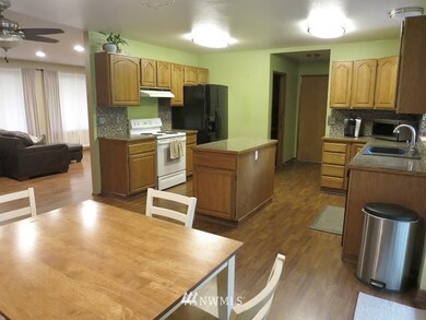 unlisted-address, Port Orchard, WA 98367 - photo 2