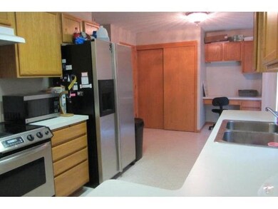 10785 Tamarack Cir NW, Coon Rapids, MN 55433 - photo 5