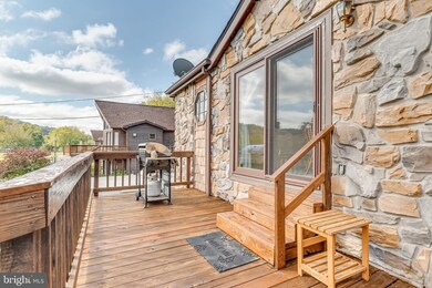 38 River Cliff Dr, Harpers Ferry, WV 25425 - photo 2