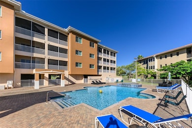 3322 Purple Martin Dr unit 135, Punta Gorda, FL 33950 - photo 2