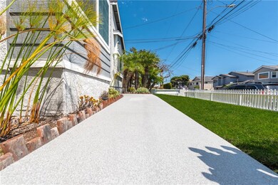 2205 Clark Ln unit A, Redondo Beach, CA 90278 - photo 4