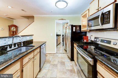 605 Brandon Green Dr, Silver Spring, MD 20904 - photo 6