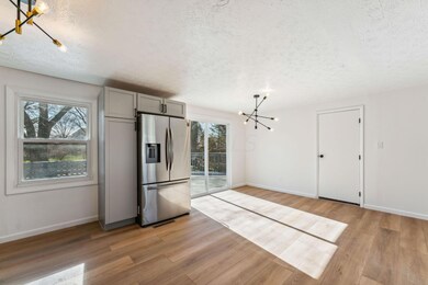 24-web-or-mls-1633-parkgate-rd