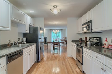 57 Bridle Cross Rd, Fitchburg, MA 01420 - photo 3