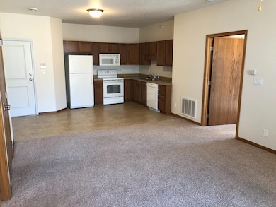 4511-Twain-Circle-202-4