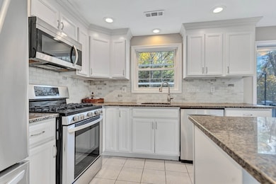 5 Fales St, Medway, MA 02053 - photo 4