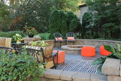 1035 E Hillside Rd, Naperville, IL 60540 - photo 6