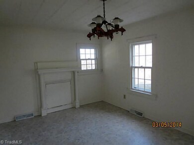 759 N Mccrary St, Asheboro, NC 27205 - photo 3