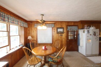 87 Blue Jay Ln, Ophelia, VA 22530 - photo 6