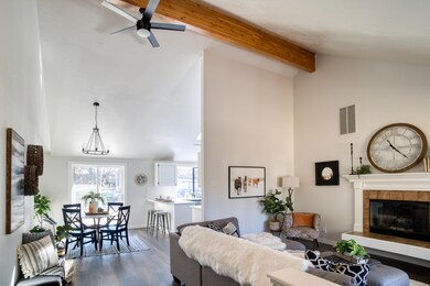 21195 Strawberry Mountain Ct, Bend, OR 97702 - photo 4