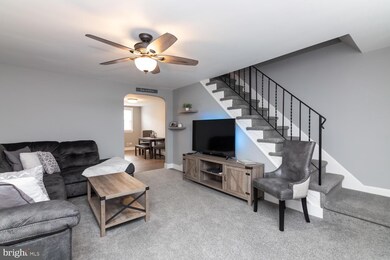 264 Crestwood Dr, Clifton Heights, PA 19018 - photo 4