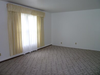 1908 Chartres Ct, Kokomo, IN 46902 - photo 7