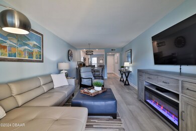3801 S Atlantic Ave 204-2 LIVING ROOM