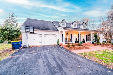 813 Chippendale Dr, Bowling Green, KY 42103 - photo 2