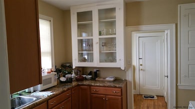 62 S Main Ave, Albany, NY 12208 - photo 6