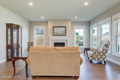 8624 Beaumont Cove Ct, Louisville, KY 40291 - photo 6
