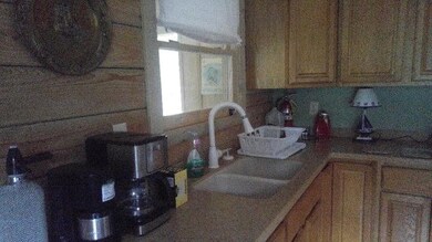 15752 Us Highway 17 unit A, Townsend, GA 31331 - photo 6