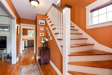 Front Hallway /Stairway