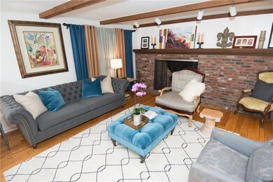 214 Settlers Court Family Room